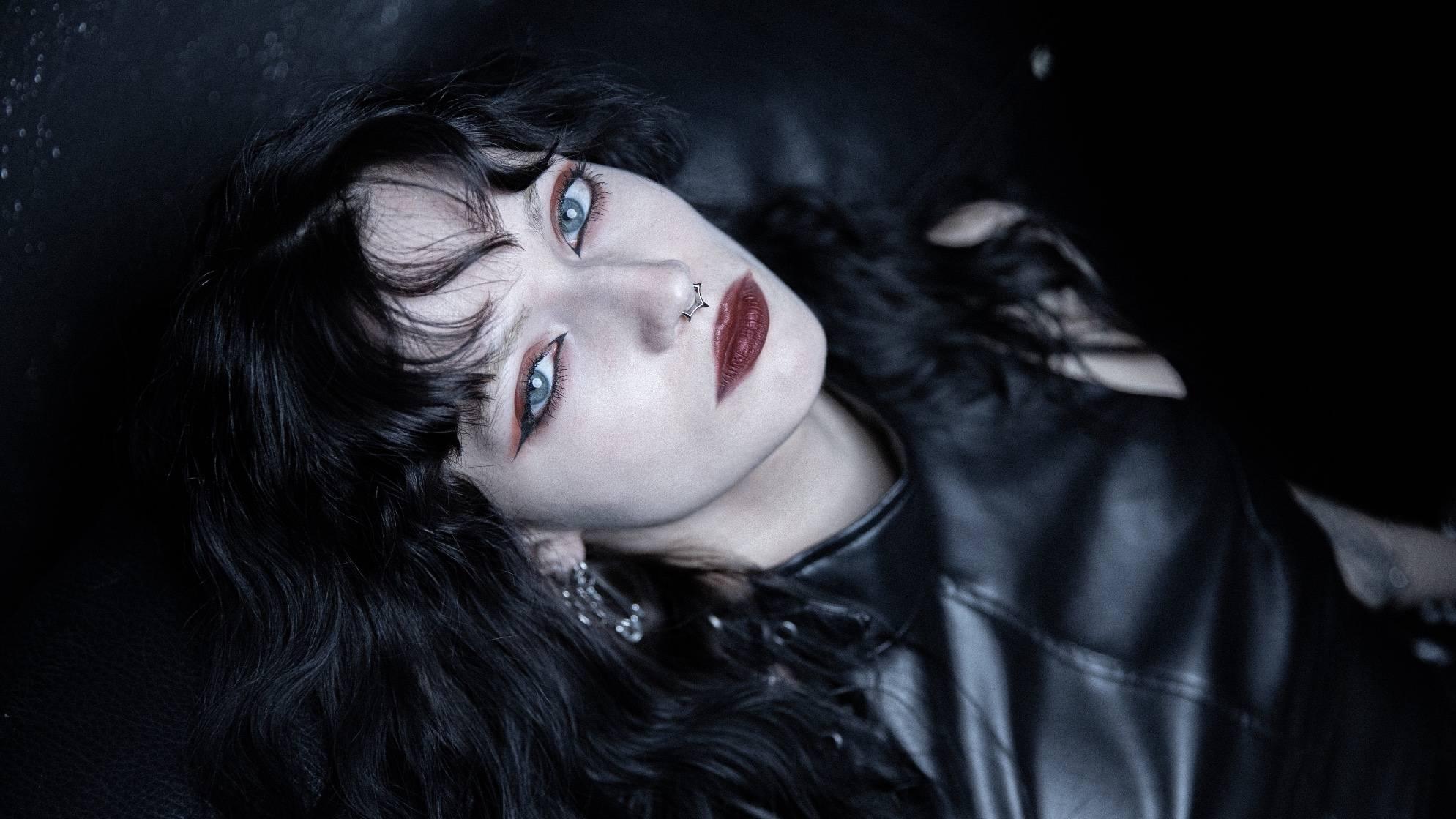 Blame Emeraude cover